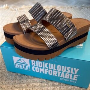 Reef Women's Black and Brown Platform Sandals